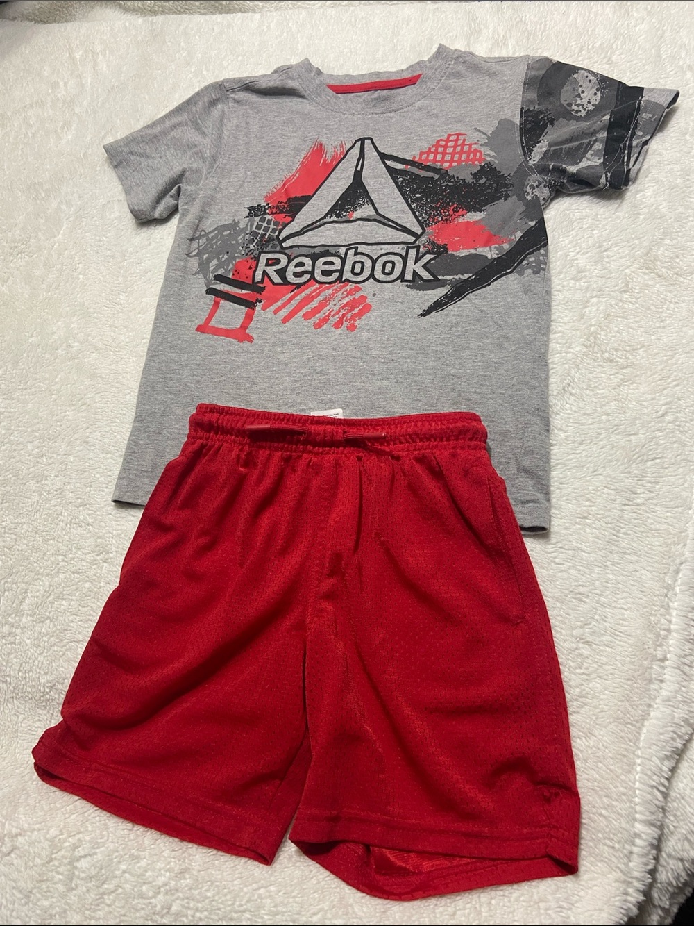 Reebok Gray & Red Graphic Tee and Red Mesh Shorts Pajama Set